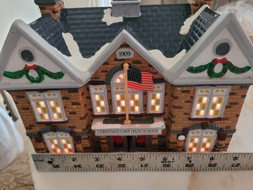 Department 56 Christmas Lake High School Original Snow Village Lighted Building